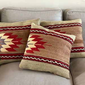 Vintage hand woven Turkish kilim pillows (3)
